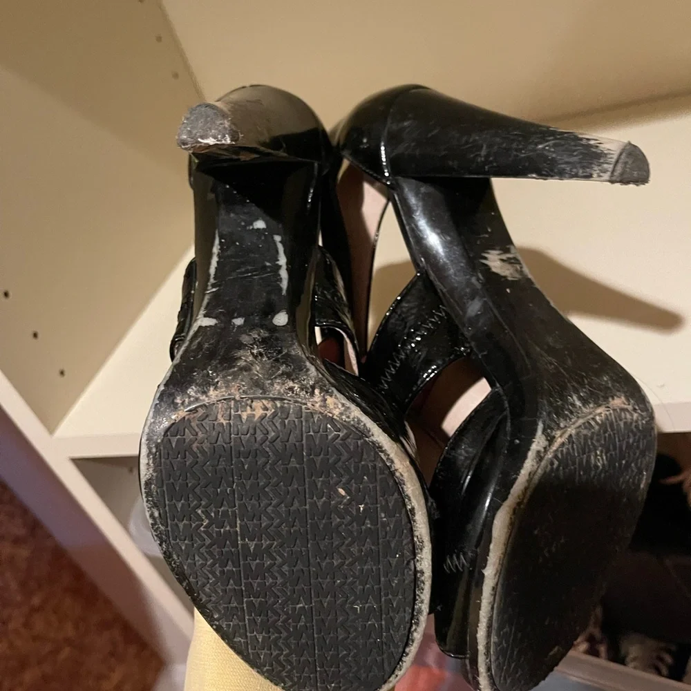 Michael Kors 7.5 - Picture 4 of 5